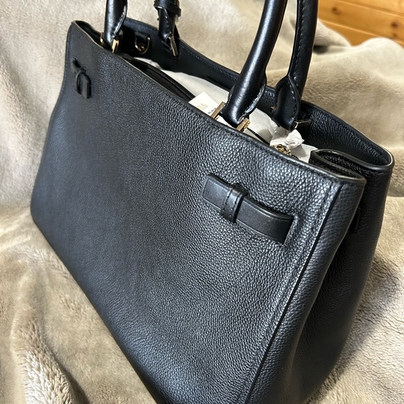 Michael Kors-Addison Tote - Picture 3 of 5